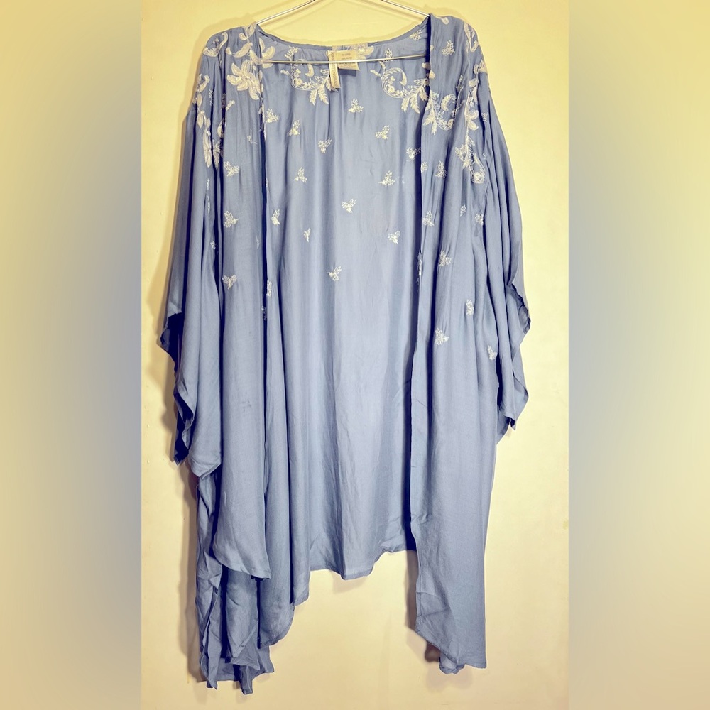 Forgotten Grace Embroidered Kimono